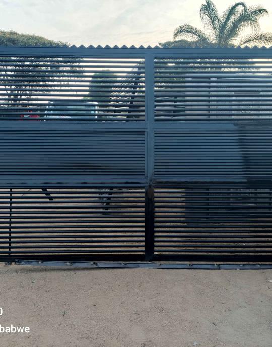 Round pipe palisade design 2